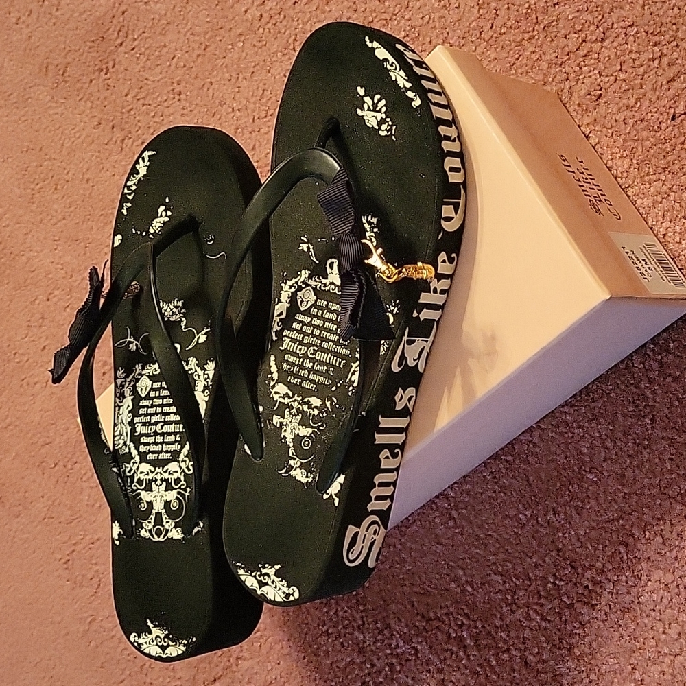 Juicy Couture Carmen Flip Flop